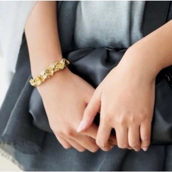 Amber Scents 24K Gold Plated Emery Cuff Bracelet Chunky Stackable Artsy Bangle - Picture 2 of 2